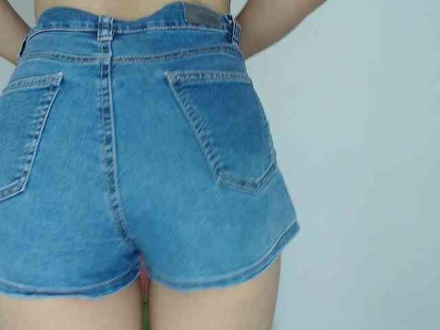 marilyn-beautifullyhairy webcam