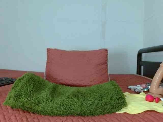 marilyn-beautifullyhairy webcam