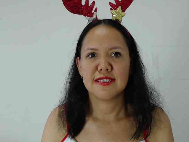 marilyn-beautifullyhairy webcam