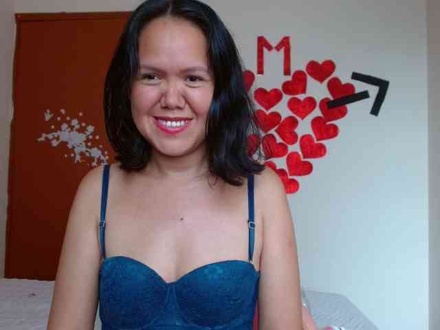 marilyn-beautifullyhairy webcam