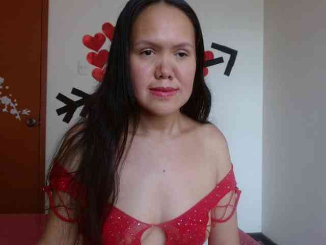 marilyn-beautifullyhairy webcam