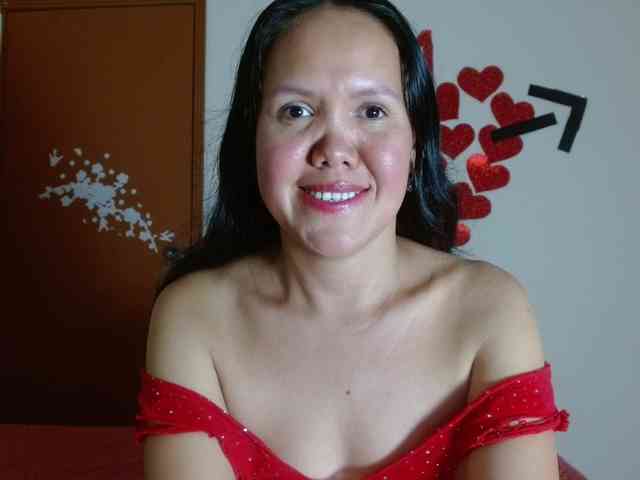 marilyn-beautifullyhairy webcam