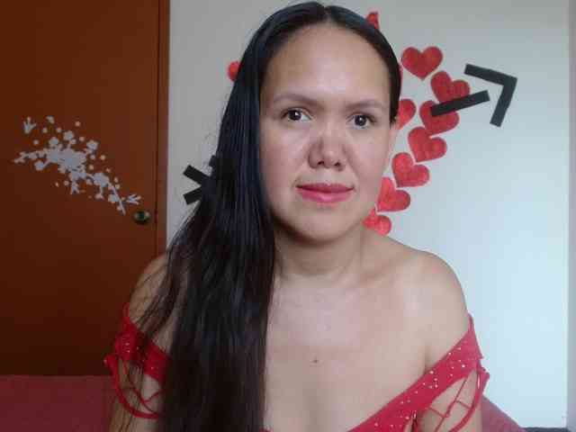 marilyn-beautifullyhairy webcam