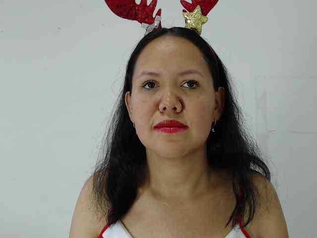 marilyn-beautifullyhairy webcam