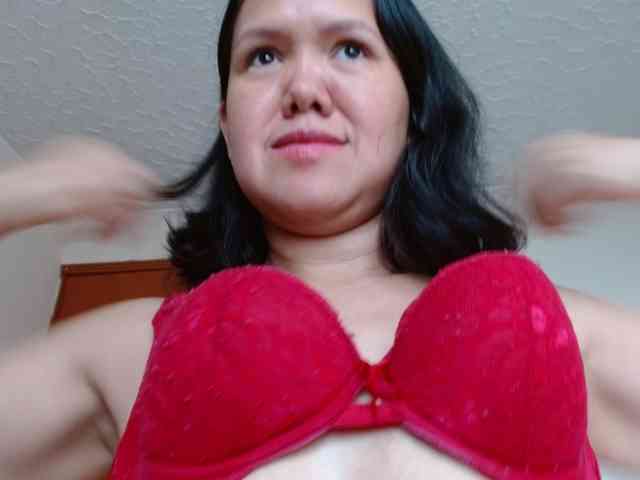 marilyn-beautifullyhairy webcam
