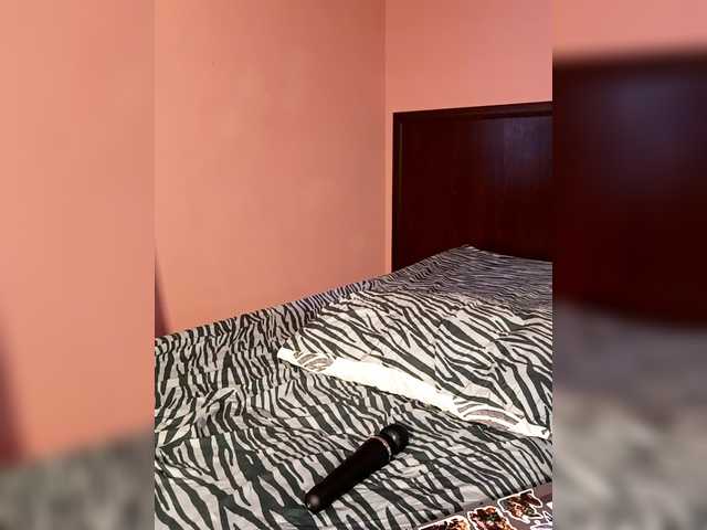 LiShhh's BongaCams show and profile