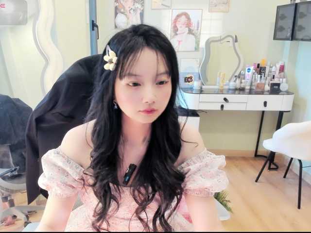 Sari94's BongaCams show and profile