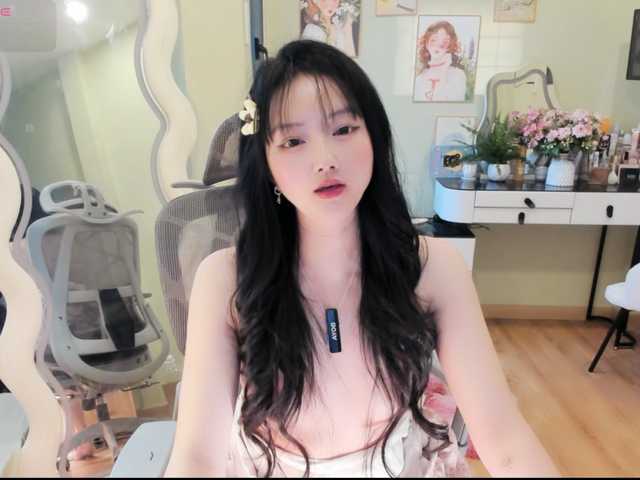 Sari94's BongaCams show and profile