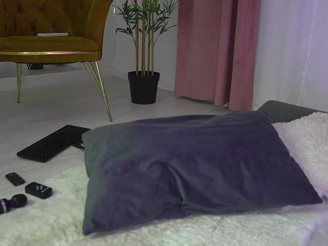 Sex chat gratuit in direct cu MyaBlack pe BongaCams