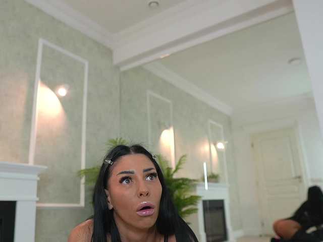 Sex chat gratuit in direct cu MyaBlack pe BongaCams