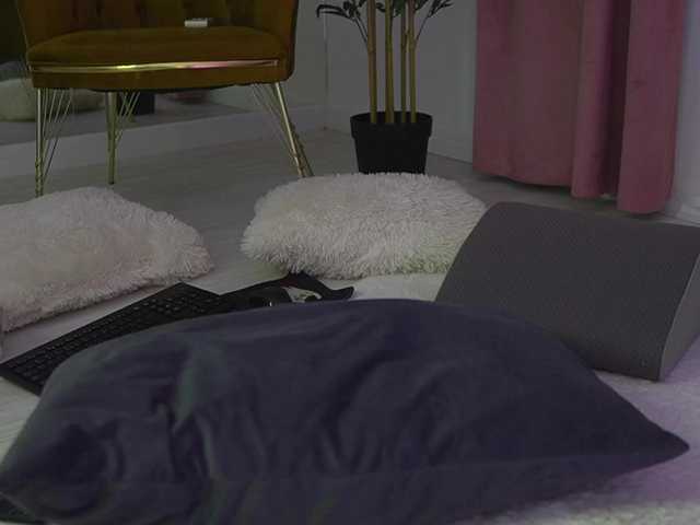 Sex chat gratuit in direct cu MyaBlack pe BongaCams