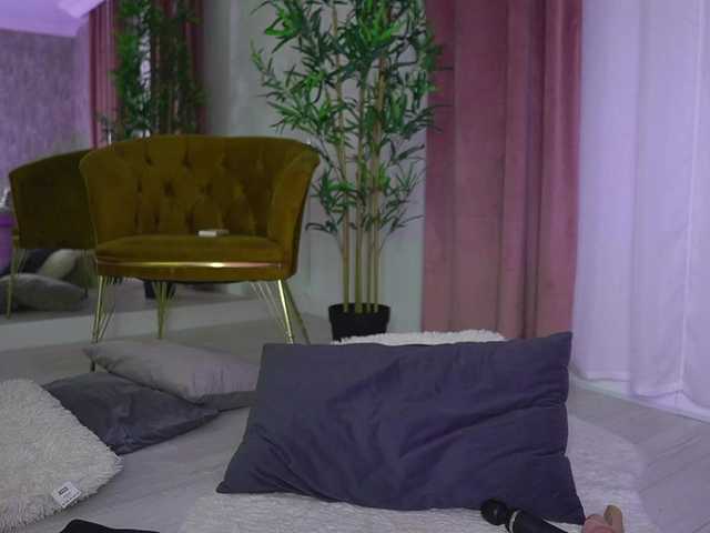 Sex chat gratuit in direct cu MyaBlack pe BongaCams