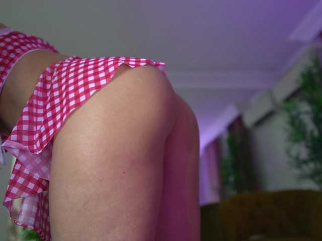 MyaBlack's BongaCams show and profile