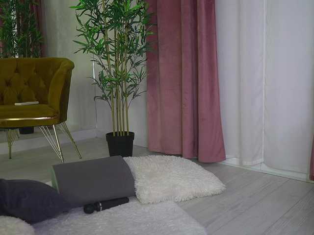 MyaBlack's BongaCams show and profile