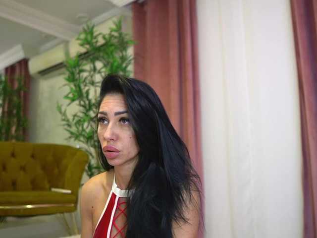 Sex chat gratuit in direct cu MyaBlack pe BongaCams