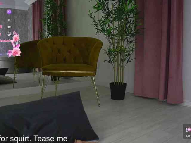 MyaBlack webcam