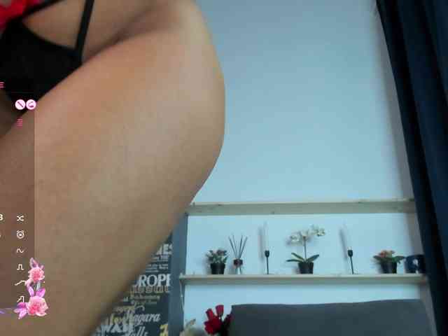 MyaBlack webcam
