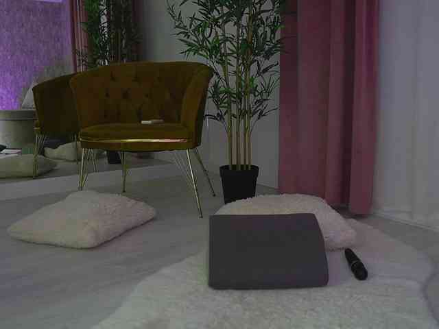 MyaBlack Live Webcam on BongaCams