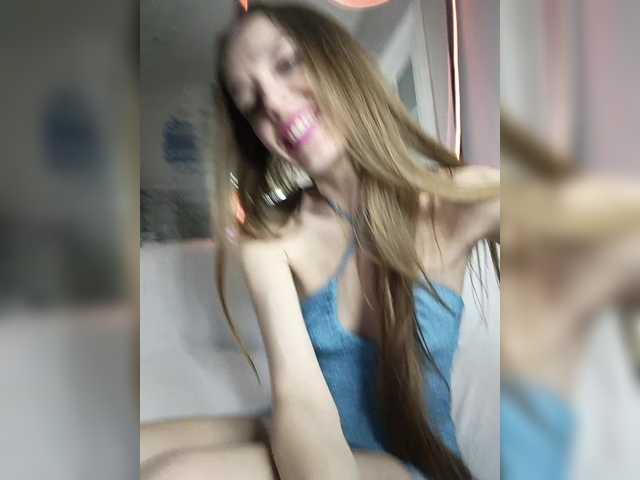 StarKristy's BongaCams show and profile