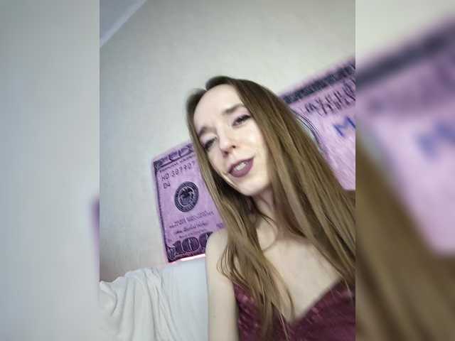 StarKristy's BongaCams show and profile