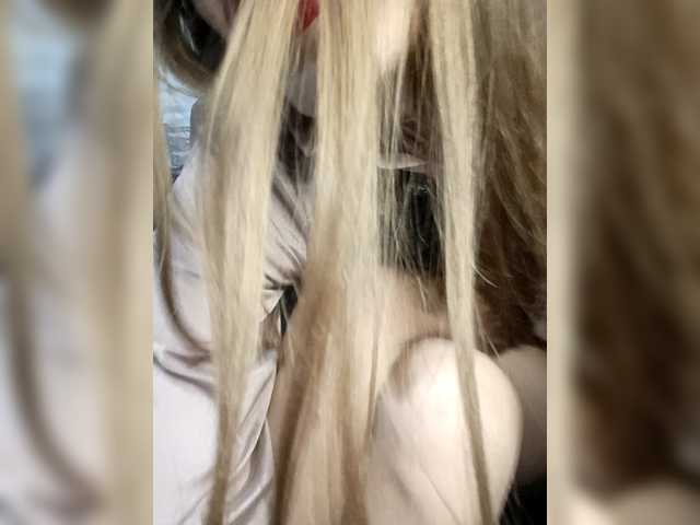 StarKristy's BongaCams show and profile