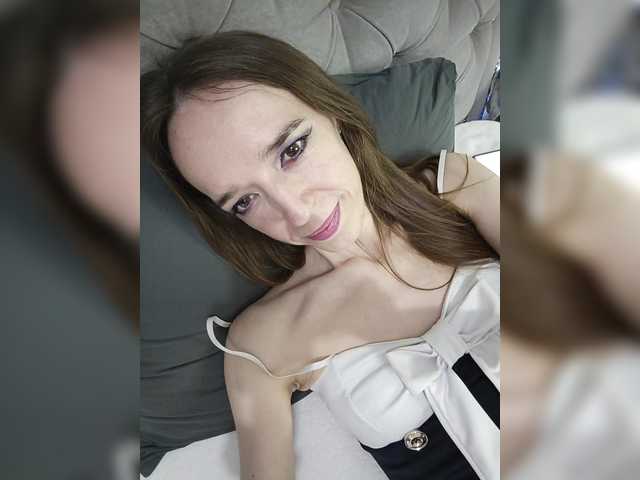 StarKristy's BongaCams show and profile