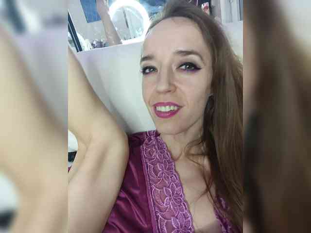 StarKristy Live Webcam on BongaCams