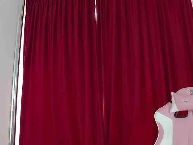 ArielQuinn webcam
