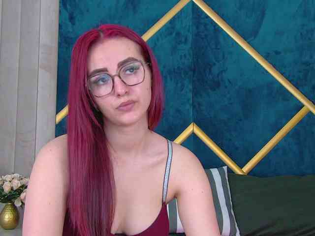 ArielQuinn webcam