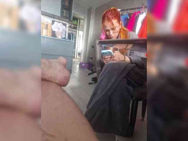 Alexafemdom33 webcam