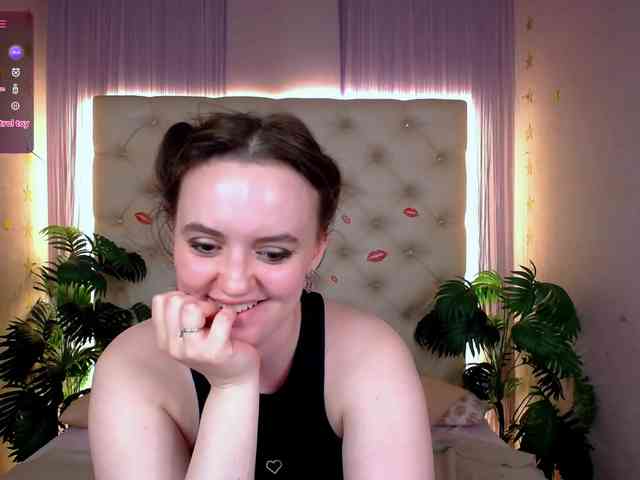 LelaRyan webcam