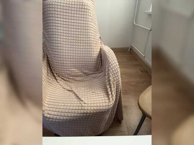 molochnaya000 live cam