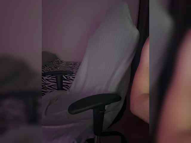 _M_O_L_O_K_O_ webcam