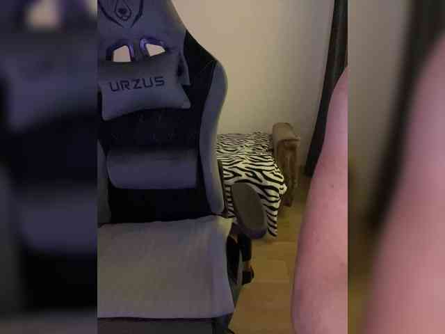 _M_O_L_O_K_O_ webcam