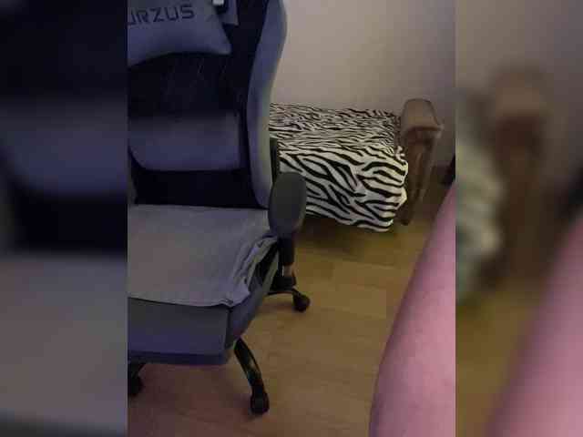 _M_O_L_O_K_O_ webcam