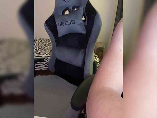 _M_O_L_O_K_O_ webcam