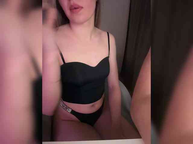 _M_O_L_O_K_O_ webcam