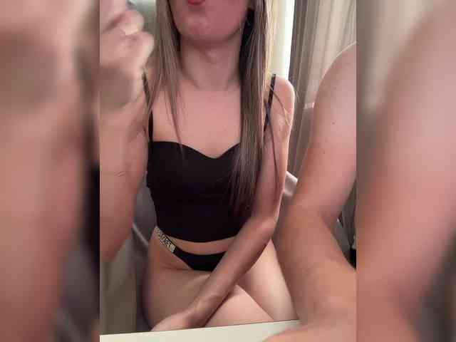 _M_O_L_O_K_O_ webcam