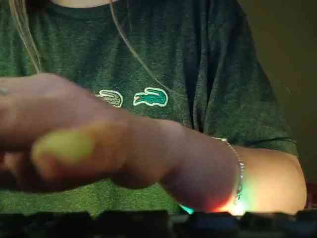 pinkgum_ webcam