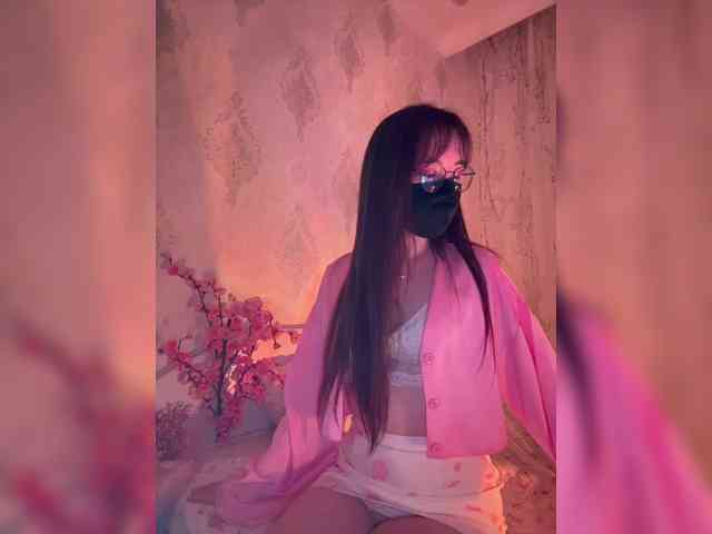 Shaved babes, Shaved asian, Group chat for 20 39 tokens, Full privates for ..., Chaturbate For Mobile 4
