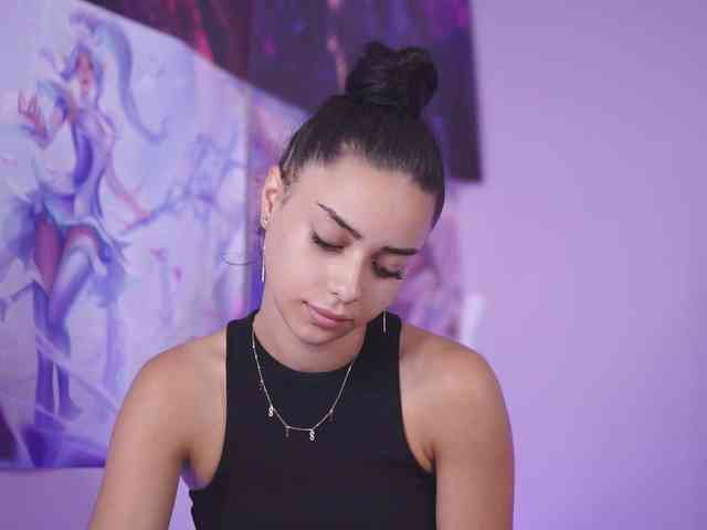 CherrySelena webcam