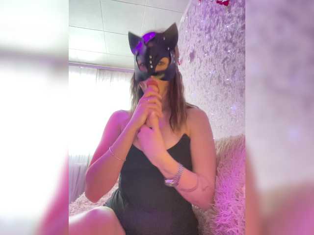 missisMilli's BongaCams show and profile