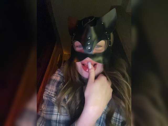 missisMilli's BongaCams show and profile