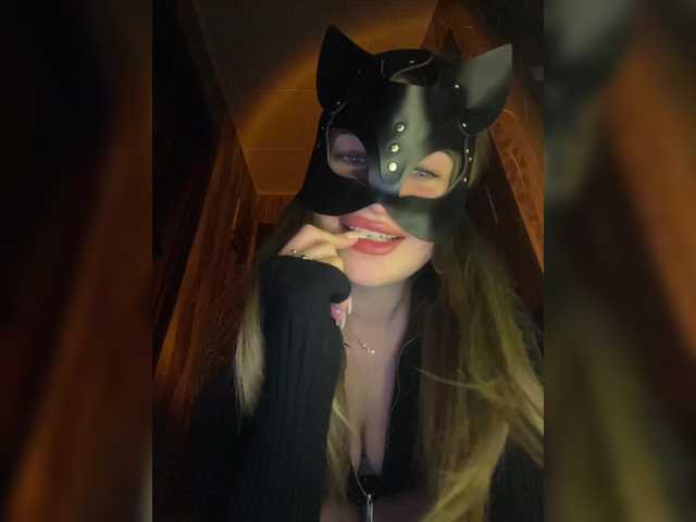 missisMilli's BongaCams show and profile