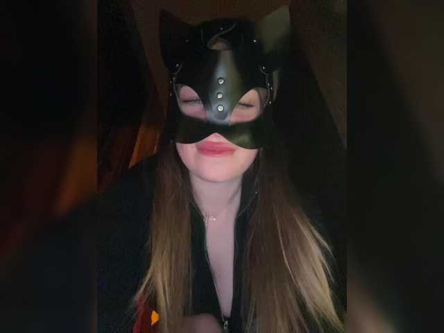 missisMilli's BongaCams show and profile