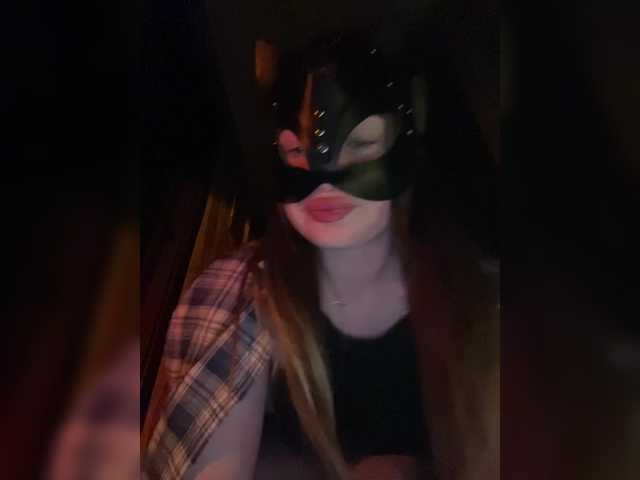 missisMilli's BongaCams show and profile