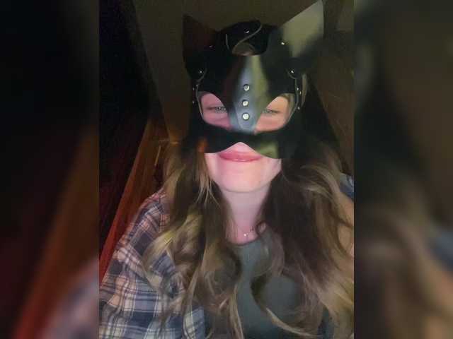 missisMilli's BongaCams show and profile