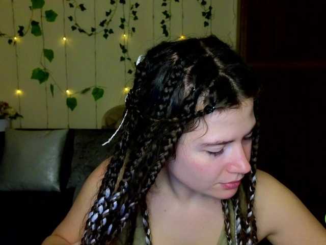 Aliciafolow009's BongaCams show and profile