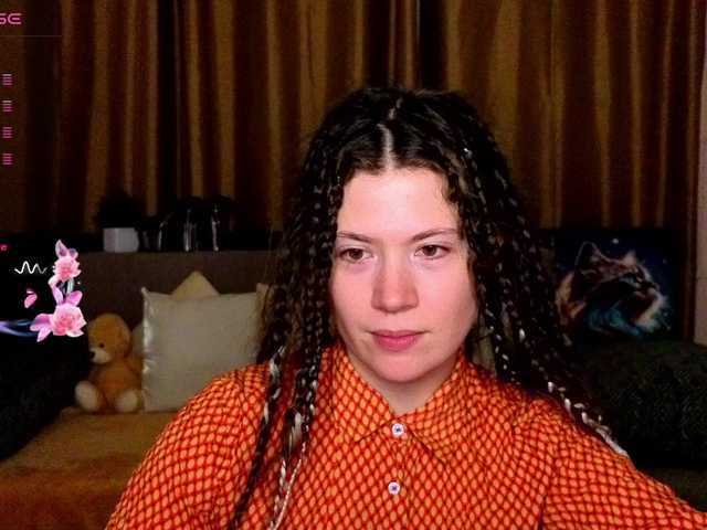 Aliciafolow009's BongaCams show and profile