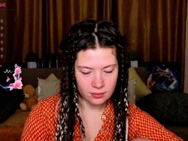 Aliciafolow009's BongaCams show and profile